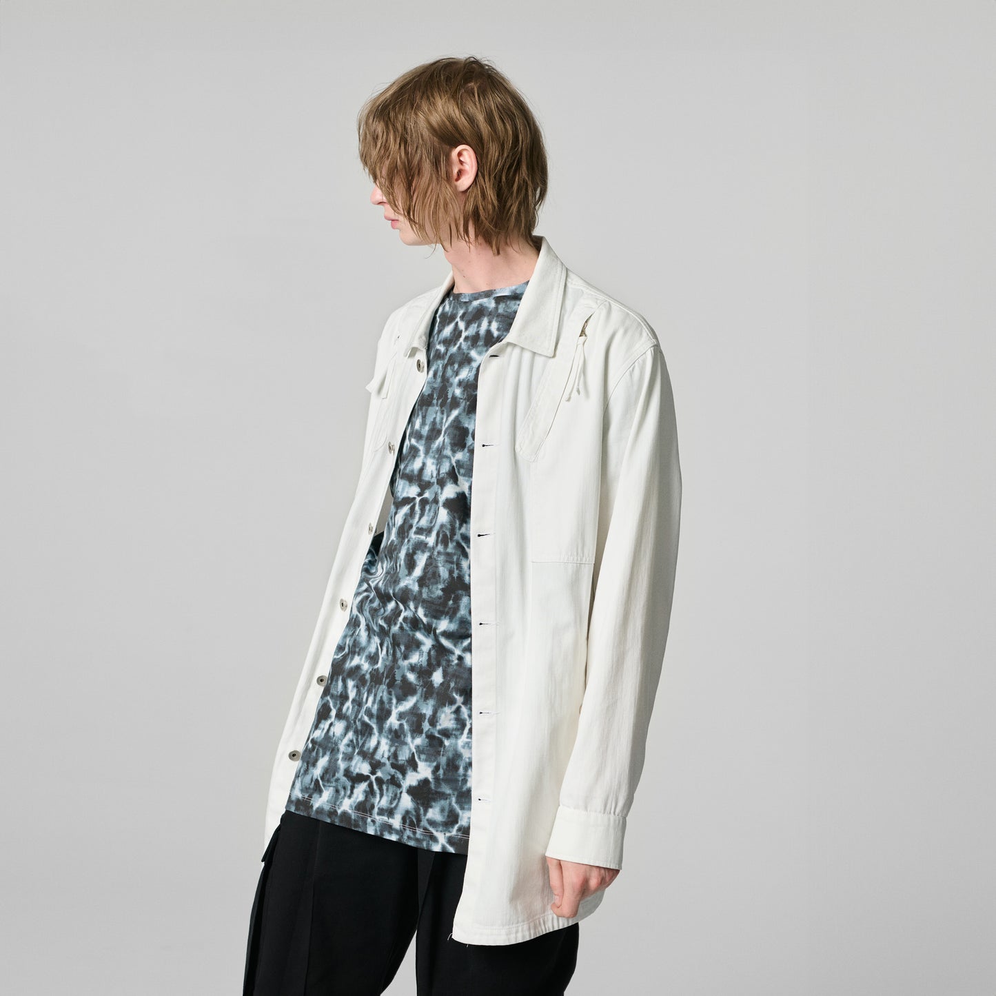 WHITE FLIGHT OVERSHIRT IN ORGANIC COTTON DENIM