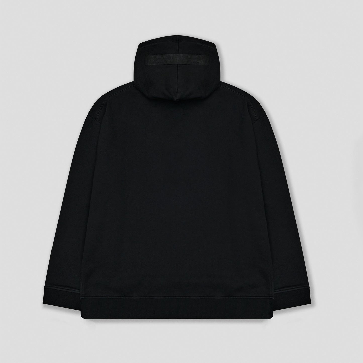 BLACK HOODIE IN ORGANIC COTTON FLEECE