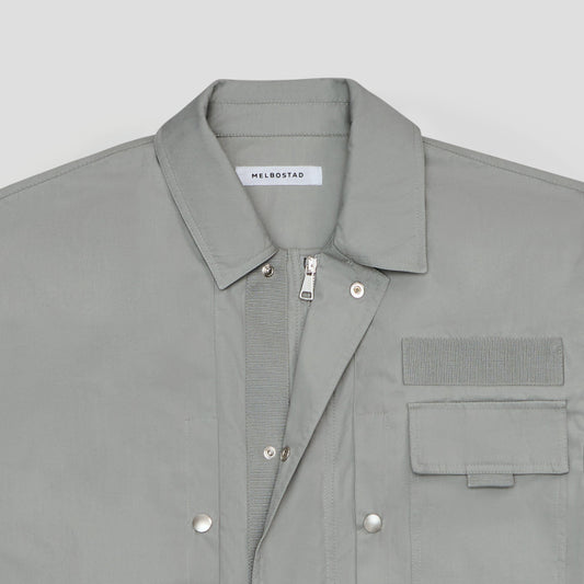 LIGHT GREY SHORT SLEEVED UTILITY SHIRT IN COTTON