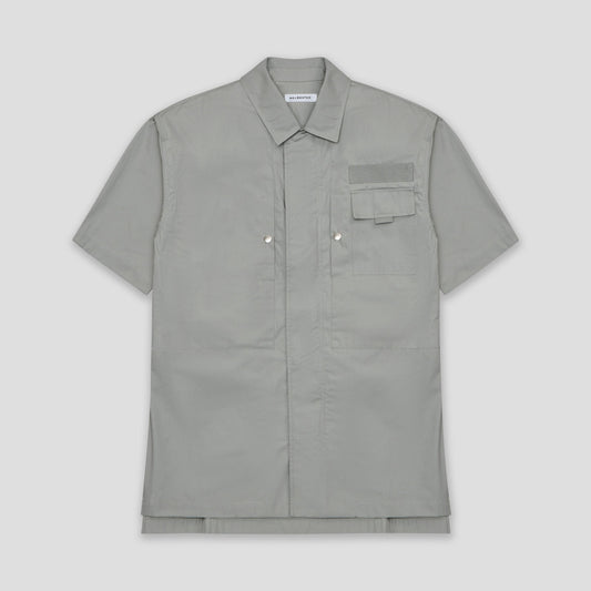 LIGHT GREY SHORT SLEEVED UTILITY SHIRT IN COTTON